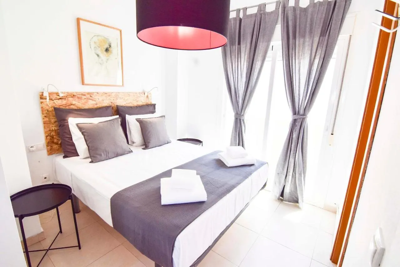 Malaga City Suites Barcelo 30