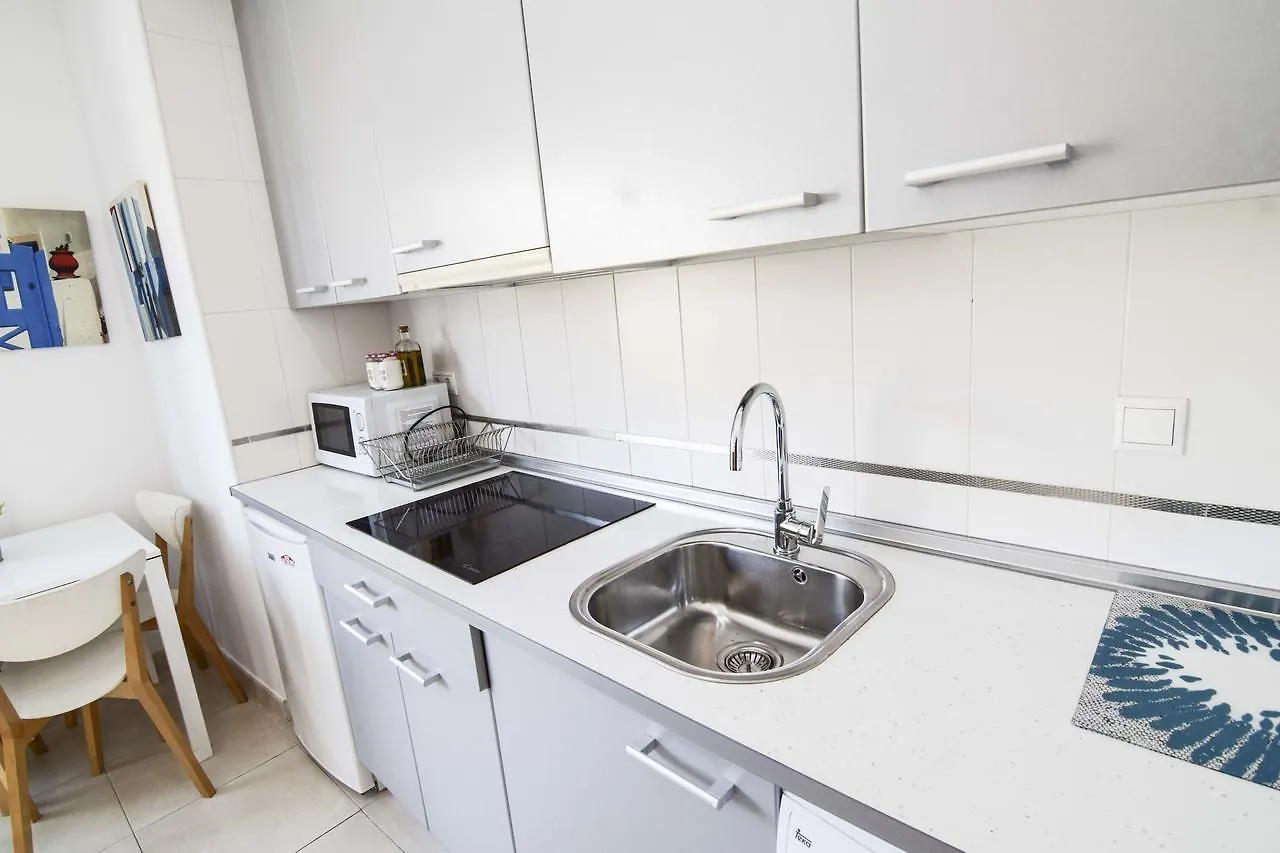 Malaga City Suites Barcelo 30