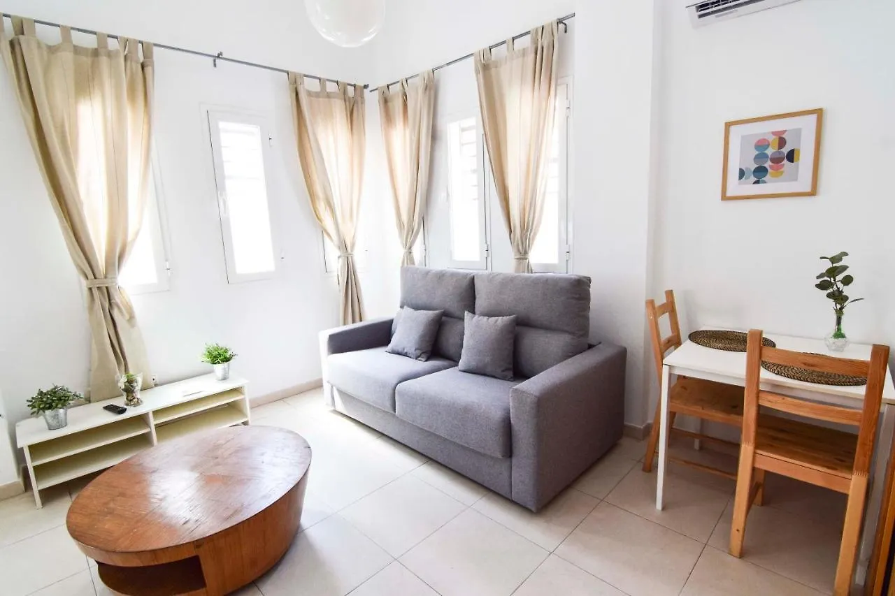 Malaga City Suites Barcelo 30